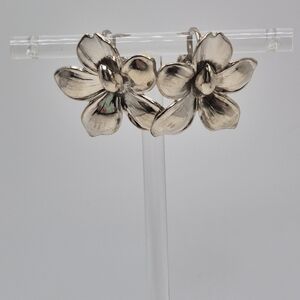 Elegant AND Adorable Sterling Silver Floral  Earrings. Marked "Sterling".